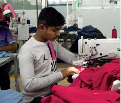 Knitting Machine